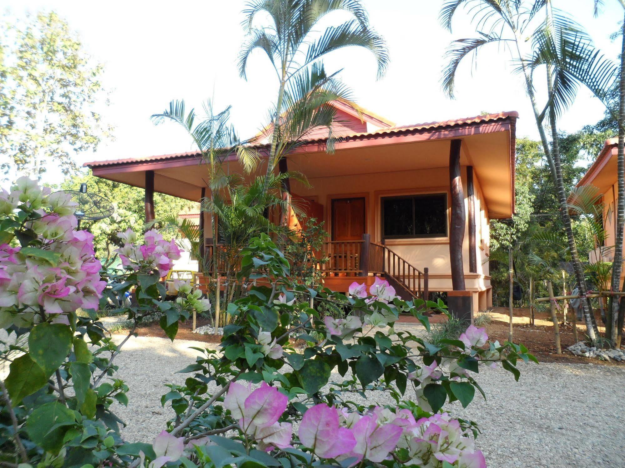 Khunnam Rimtarn Resort Mae Sai Dış mekan fotoğraf