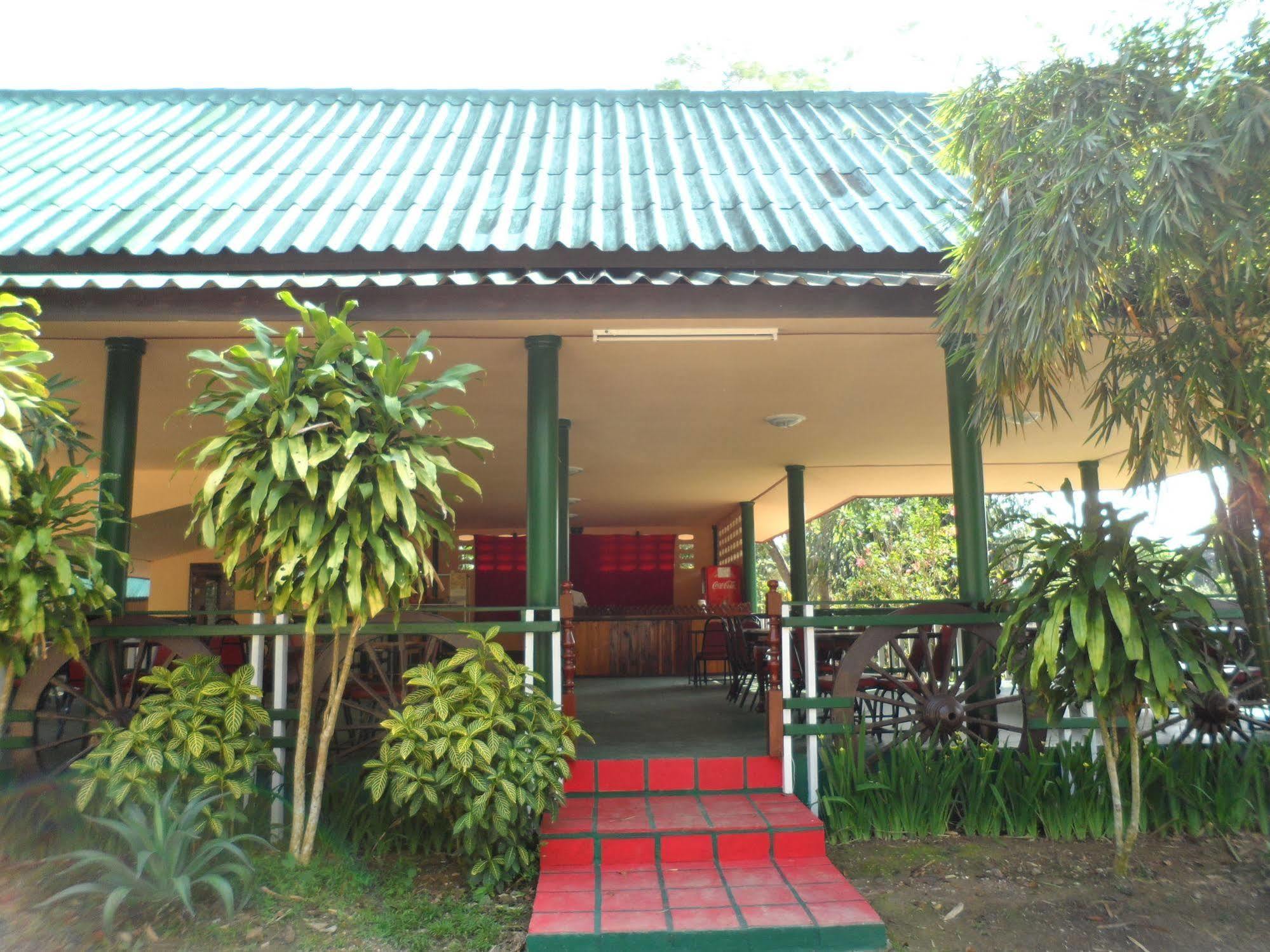 Khunnam Rimtarn Resort Mae Sai Dış mekan fotoğraf